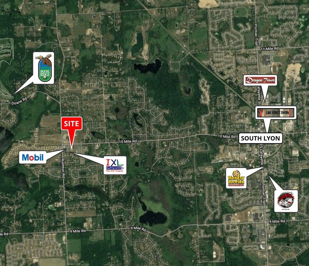 Country Acres Shopping Center: 12514 - 12596 10 Mile Road, South Lyon, MI 48178